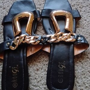 Rouge Helium Women Black and Gold Sandals